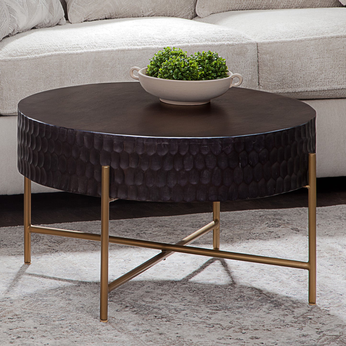 Bobbi 30″ Round Coffee Table