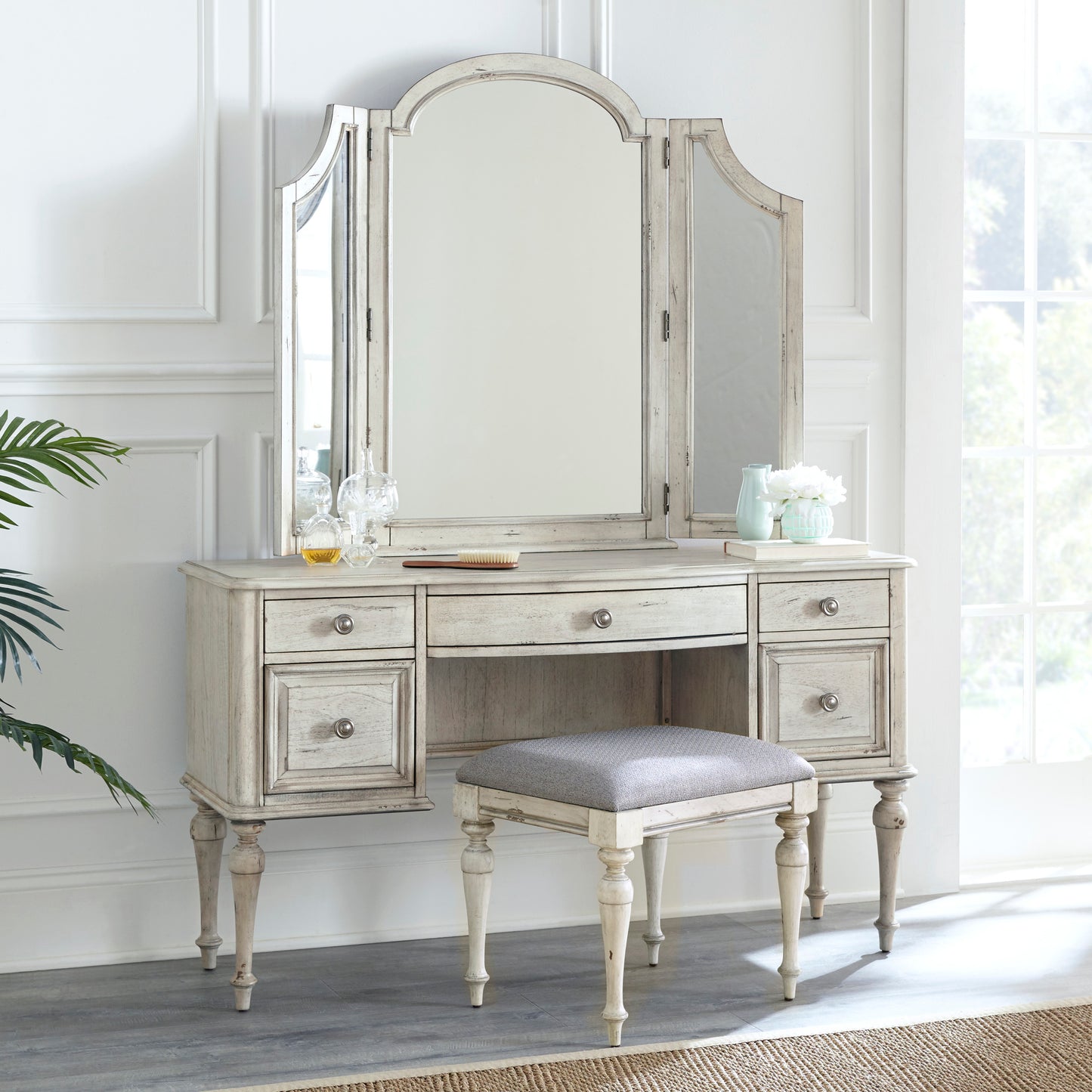 Highland Park Vanity Bench